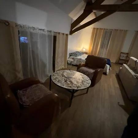 Dans Ecurie Guest house *