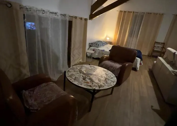 Dans Ecurie Guest house 3*